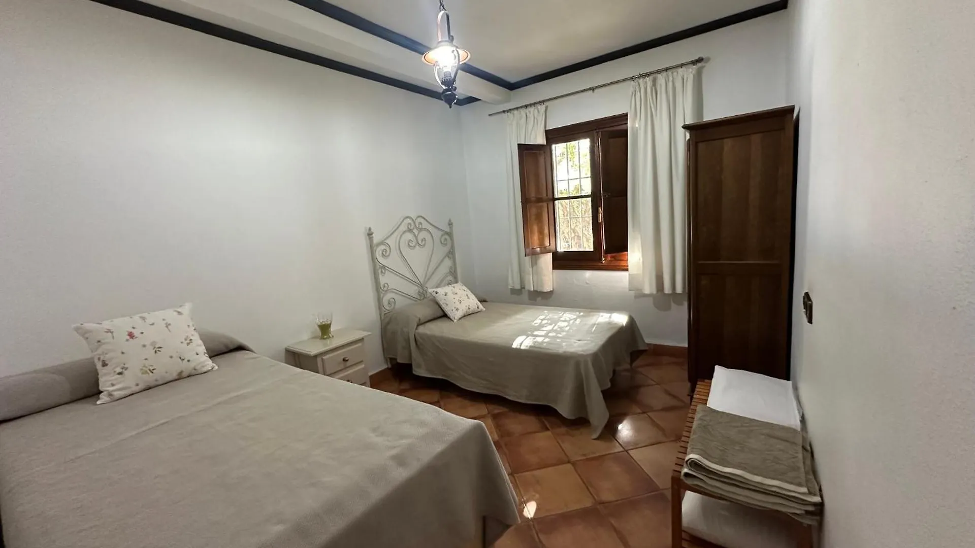 La Algazara Guest House Villamartin