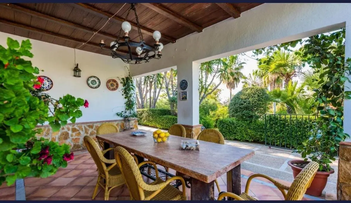 Country house La Algazara Guest House Villamartin